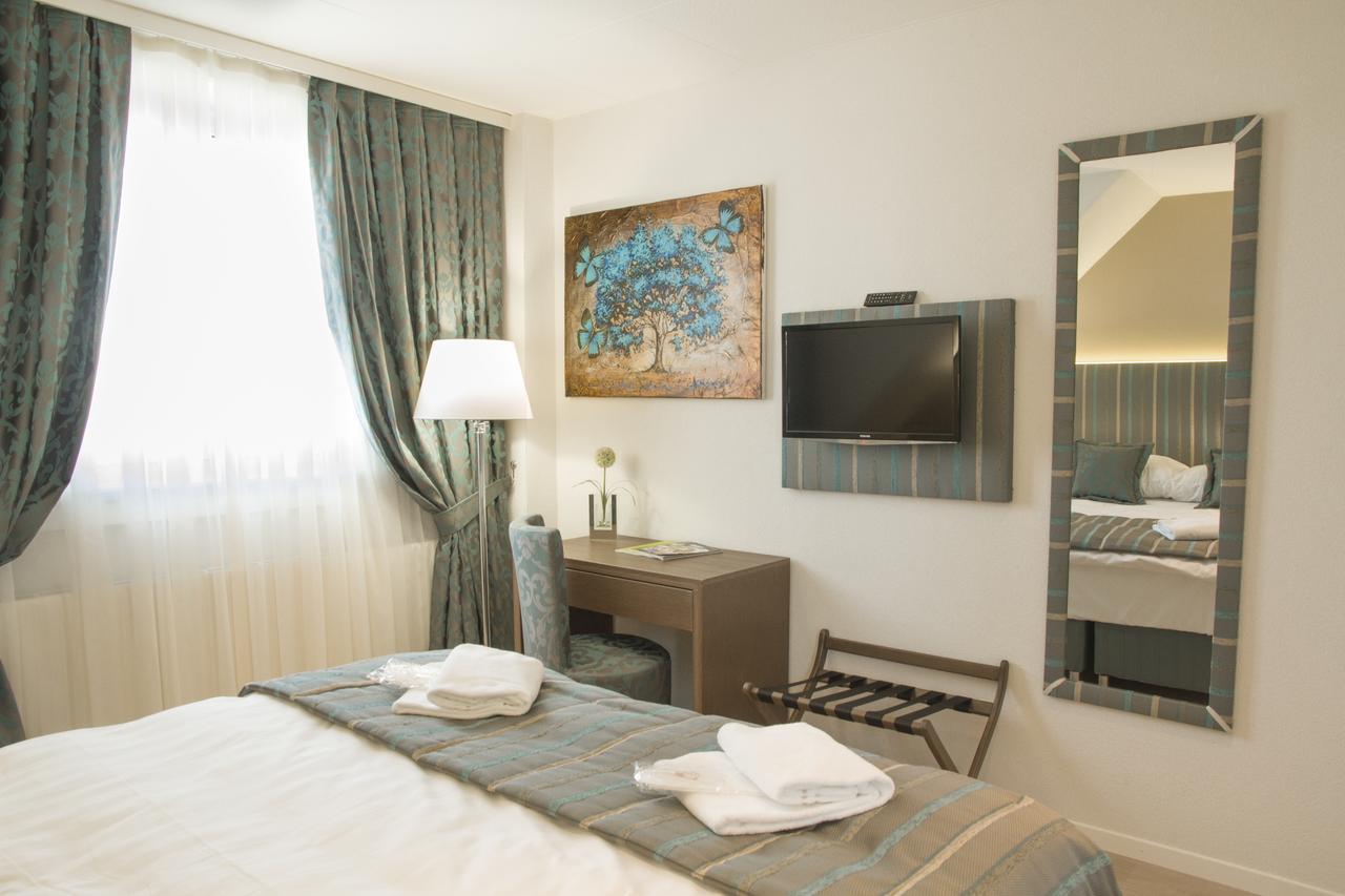 Residence De L'Ours Lausanne Ngoại thất bức ảnh
